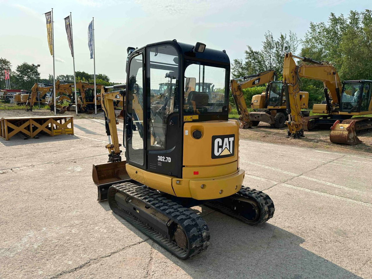 Locação de CAT 302.7DCR CAT 302.7DCR: foto 10