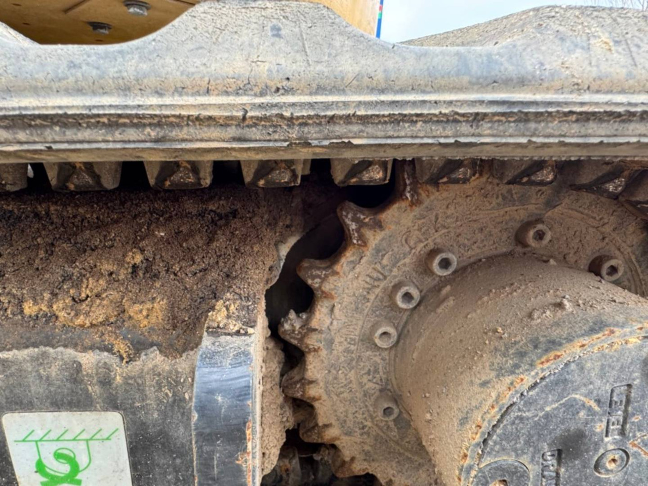 Escavadora de rastos CAT 302CR: foto 13