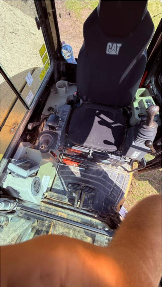 CAT 303.5ECR - Escavadora de rastos: foto 4 CAT 303.5ECR - Escavadora de rastos: foto 4