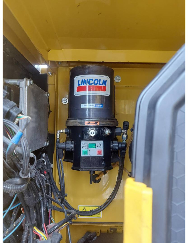 Escavadora de rastos CAT 323: foto 28