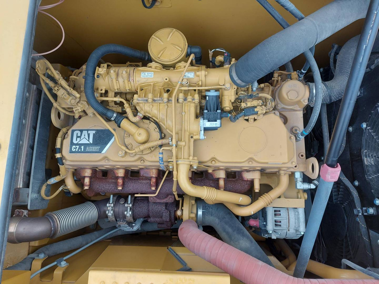 Escavadora de rastos CAT 323: foto 7