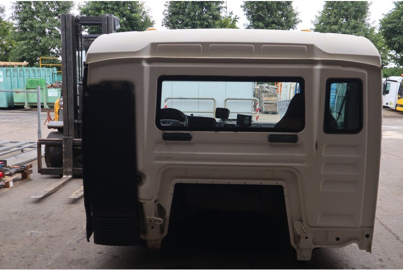 MAN F99L17 TGS - Cabine e interior de Caminhão: foto 4 MAN F99L17 TGS - Cabine e interior de Caminhão: foto 4