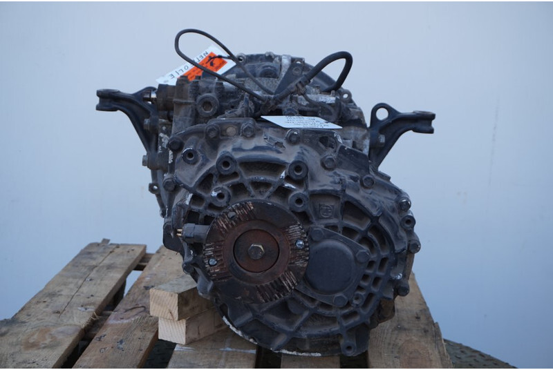 ZF 6S800OD TGL - 81.32004-6180 - Caixa de câmbio de Caminhão: foto 4 ZF 6S800OD TGL - 81.32004-6180 - Caixa de câmbio de Caminhão: foto 4