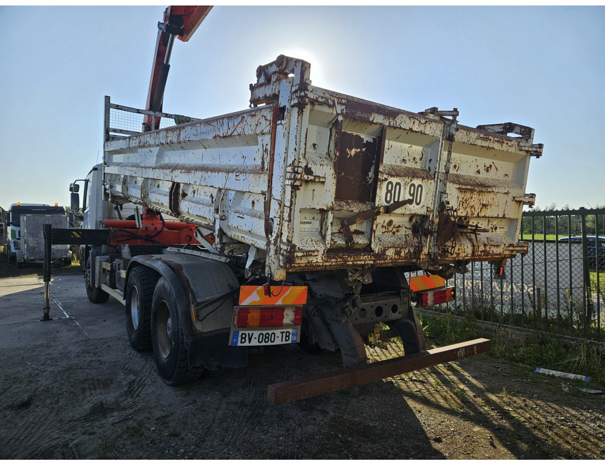 MERCEDES ACTROS 2636 6X4 TIPPER CRANE 15002 EPS - Caminhão basculante, Caminhão grua: foto 2 MERCEDES ACTROS 2636 6X4 TIPPER CRANE 15002 EPS - Caminhão basculante, Caminhão grua: foto 2