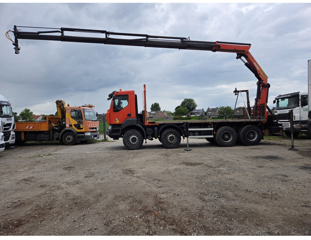 Renault Kerax 430 8X4 Flatbed Crane Palfinger PK26002EH 26 ton 5 Extensions *Retarder - Camião de caixa aberta/ Plataforma, Caminhão grua: foto 3 Renault Kerax 430 8X4 Flatbed Crane Palfinger PK26002EH 26 ton 5 Extensions *Retarder - Camião de caixa aberta/ Plataforma, Caminhão grua: foto 3