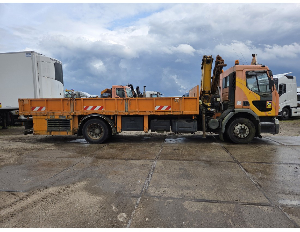 Camião de caixa aberta/ Plataforma, Caminhão grua Renault Premium 300 MECHANICAL PUMP OPEN BOX COMPRESSOR CRANE EFFER 140/2S: foto 8