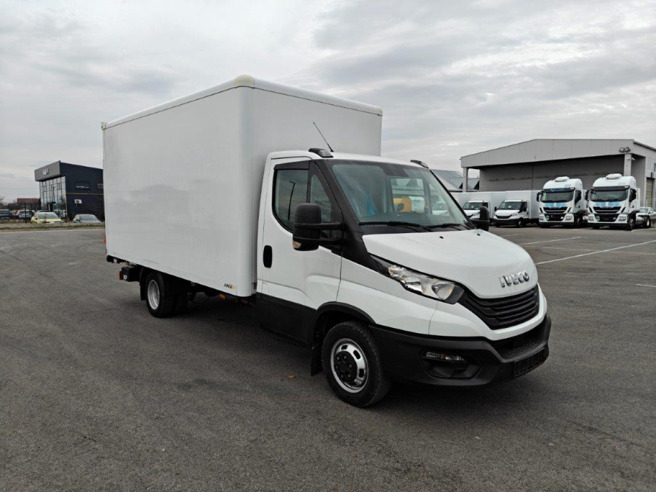 IVECO Daily 35C16 - Furgão: foto 1 IVECO Daily 35C16 - Furgão: foto 1