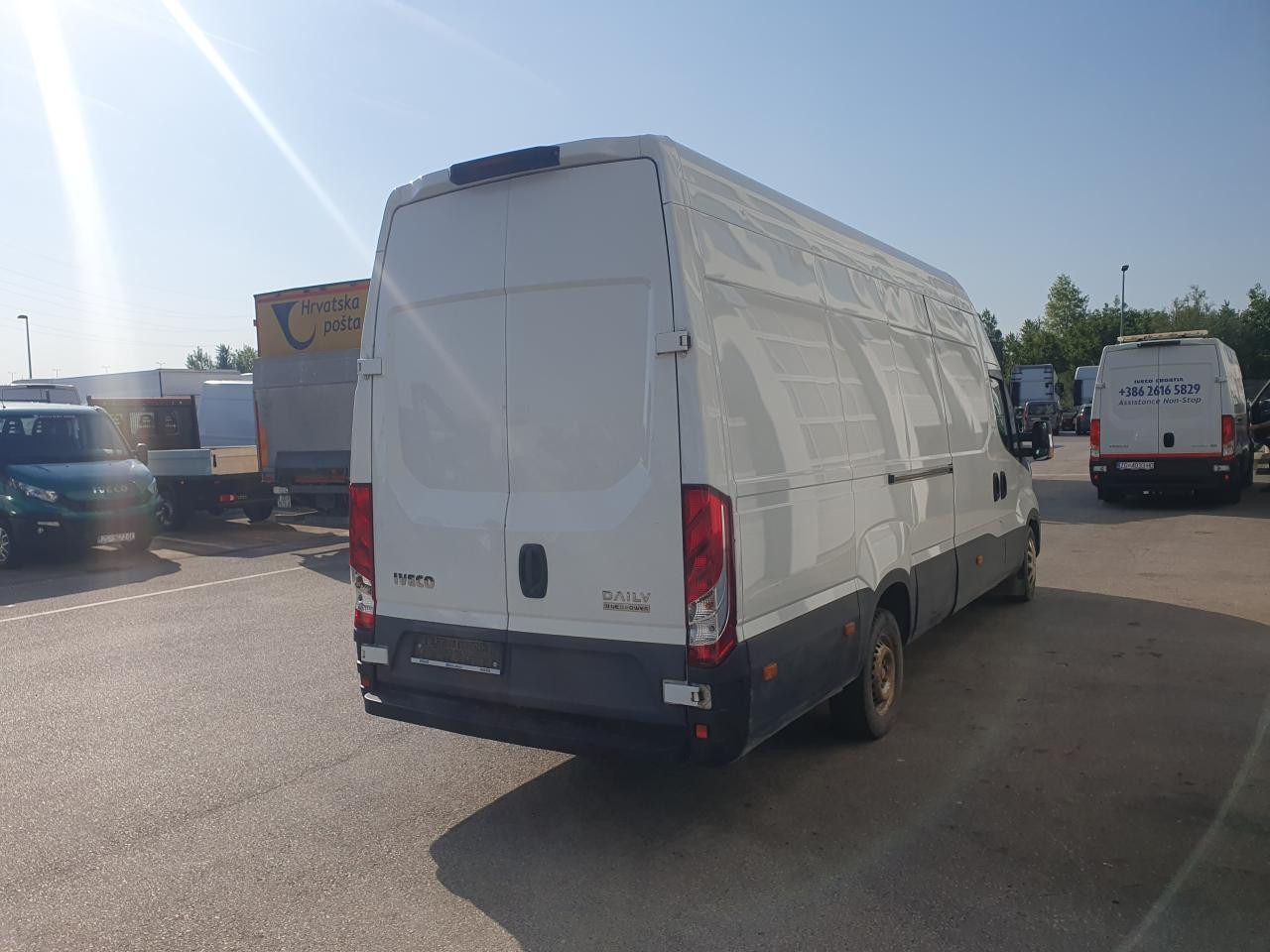 IVECO Daily 35S16V - Carrinha frigorífica: foto 4 IVECO Daily 35S16V - Carrinha frigorífica: foto 4