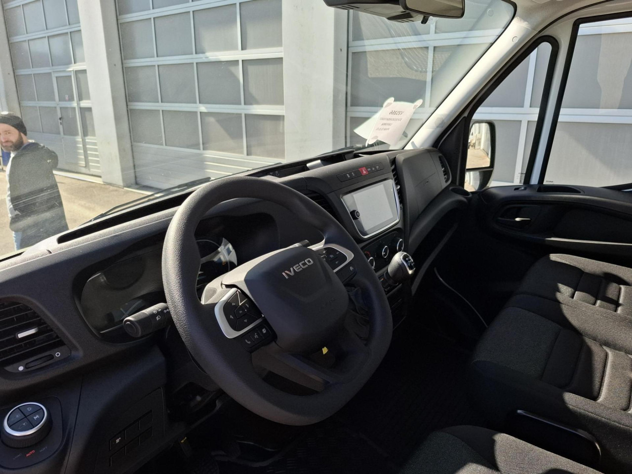 Caminhão chassi IVECO Daily 50C18H/P: foto 7
