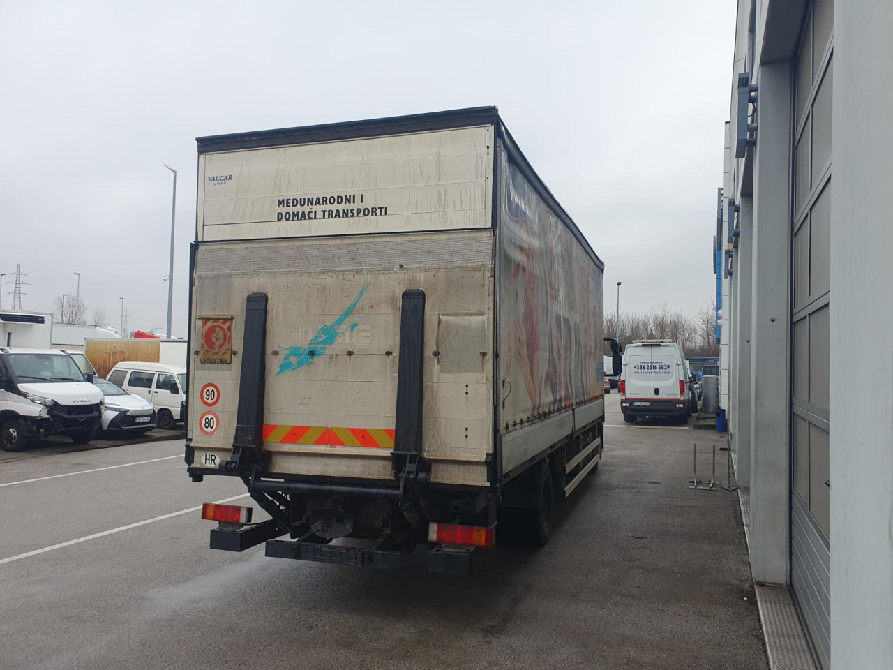 IVECO Eurocargo ML120E25 - Caminhão com lona: foto 4 IVECO Eurocargo ML120E25 - Caminhão com lona: foto 4
