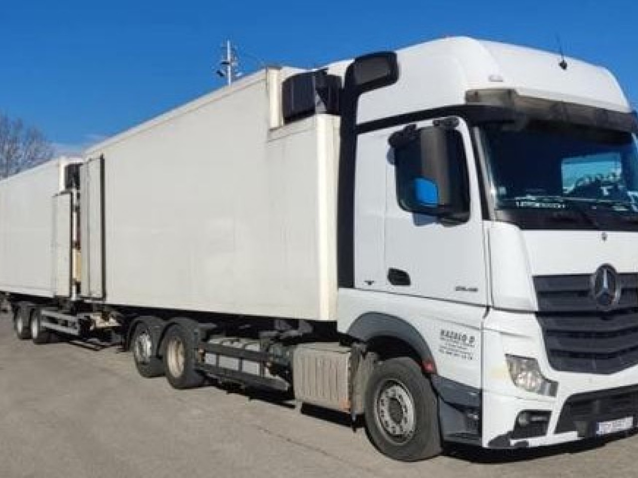 MERCEDES-BENZ Actros 25.480 - Carrinha frigorífica: foto 1 MERCEDES-BENZ Actros 25.480 - Carrinha frigorífica: foto 1