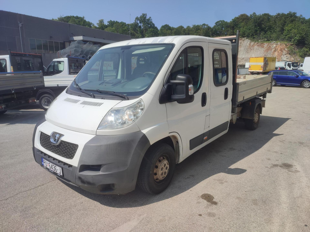 PEUGEOT Boxer 2.2 HDI - Furgão basculante, Carrinha cabine dupla: foto 1 PEUGEOT Boxer 2.2 HDI - Furgão basculante, Carrinha cabine dupla: foto 1