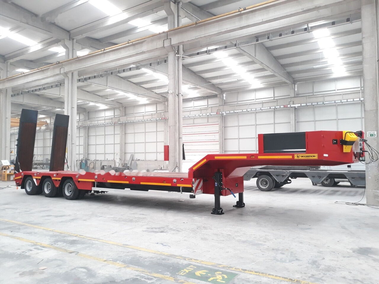 Scorpion Trailer 2024 NEW 3 AXLE (MANUFACTURER COMPANY) - Semireboque baixa: foto 3 Scorpion Trailer 2024 NEW 3 AXLE (MANUFACTURER COMPANY) - Semireboque baixa: foto 3