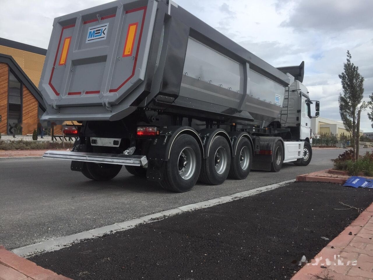 Scorpion Trailer 2024 NEW (MANUFACTURER COMPANY) - Semireboque basculante: foto 2 Scorpion Trailer 2024 NEW (MANUFACTURER COMPANY) - Semireboque basculante: foto 2
