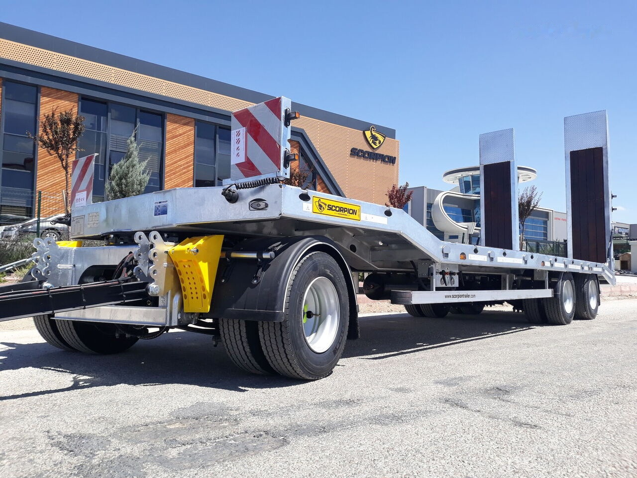 Scorpion Trailer 2024 SCORPION TRAILER NEW 3 AXLE (MANUFACTURER COMPANY) - Semireboque baixa: foto 2 Scorpion Trailer 2024 SCORPION TRAILER NEW 3 AXLE (MANUFACTURER COMPANY) - Semireboque baixa: foto 2