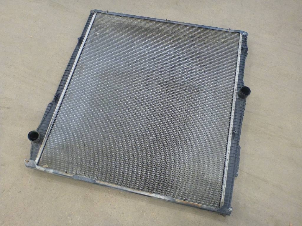 Scania R 580 - Radiador de Caminhão: foto 1 Scania R 580 - Radiador de Caminhão: foto 1