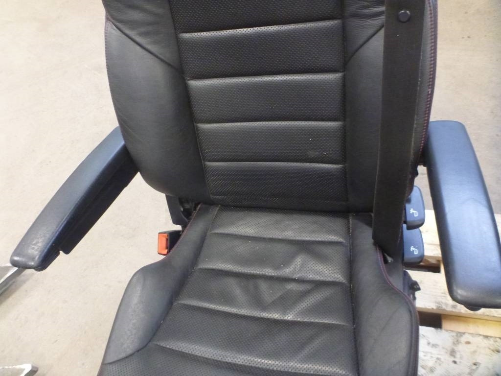 Scania R 650 - Cabine de Caminhão: foto 3 Scania R 650 - Cabine de Caminhão: foto 3