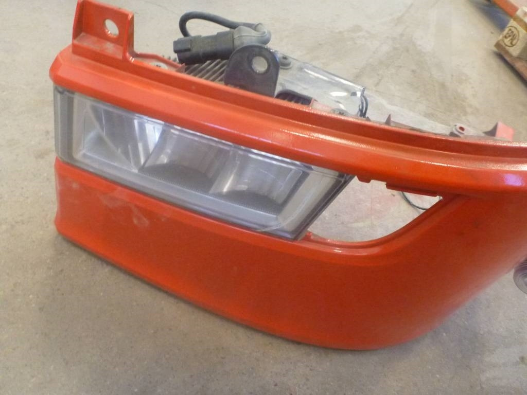 Scania Stötfångarhörn, 2295953 - Estrutura/ Châssis de Caminhão: foto 2 Scania Stötfångarhörn, 2295953 - Estrutura/ Châssis de Caminhão: foto 2