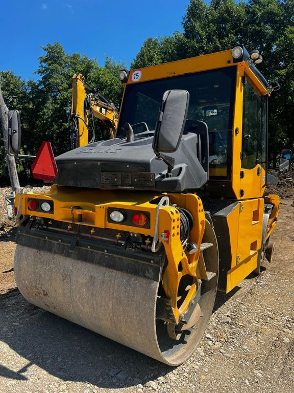 BOMAG BW 174 AP-4F AM, Tandem Roller - Compactador de asfalto: foto 2 BOMAG BW 174 AP-4F AM, Tandem Roller - Compactador de asfalto: foto 2