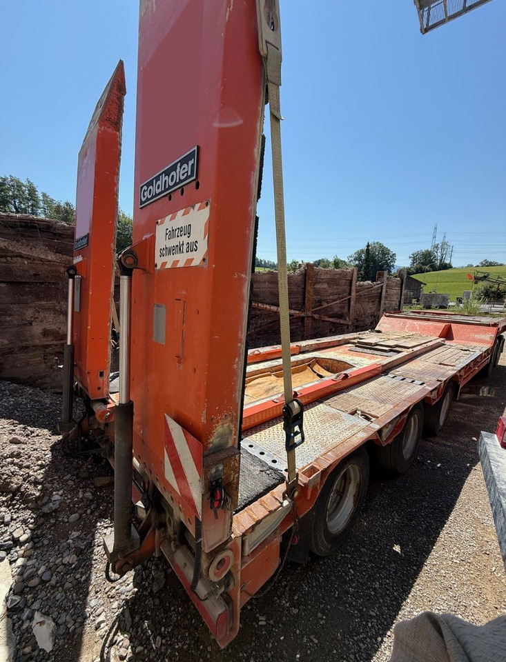 Goldhofer TZ-L 5-32/80, 44.6ton, 5 Achser gelenkt - Reboque baixa: foto 3 Goldhofer TZ-L 5-32/80, 44.6ton, 5 Achser gelenkt - Reboque baixa: foto 3