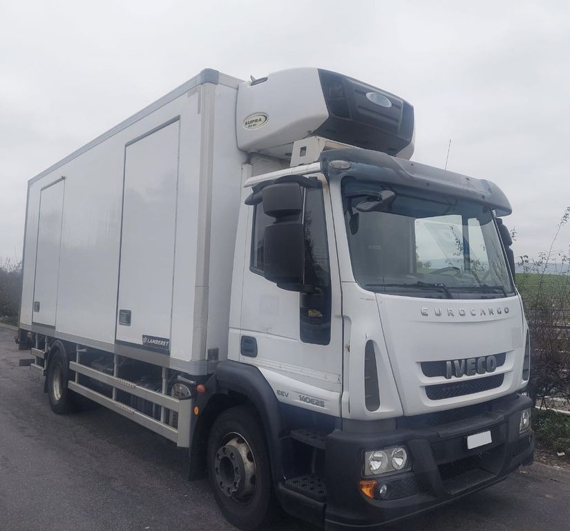 Iveco 140 E25 Eurocargo, E5, Carrier Supra 850 Iveco 140E25 Eurocargo, E5, Carrier Supra 850 - Caminhão frigorífico: foto 1 Iveco 140 E25 Eurocargo, E5, Carrier Supra 850 Iveco 140E25 Eurocargo, E5, Carrier Supra 850 - Caminhão frigorífico: foto 1