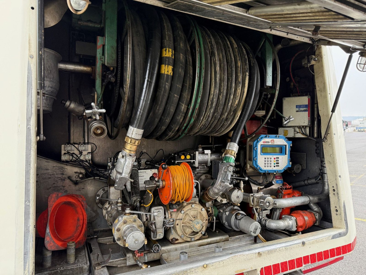 Renault C460 4x2, Euro 6,ADR,Diesel Benzin,Rohr Anhaeger Renault C460 4x2, Euro 6c, ADR, Diesel Benzin - Caminhão tanque: foto 5 Renault C460 4x2, Euro 6,ADR,Diesel Benzin,Rohr Anhaeger Renault C460 4x2, Euro 6c, ADR, Diesel Benzin - Caminhão tanque: foto 5