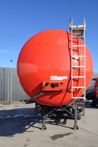 Schwarzmüller C203 / C12, 2 Kammern, Bitumen, 33'000L Schwarzmüller C203 / C12, 2 Kammern, Bitumen, 33'000L - Semirreboque tanque: foto 2 Schwarzmüller C203 / C12, 2 Kammern, Bitumen, 33'000L Schwarzmüller C203 / C12, 2 Kammern, Bitumen, 33'000L - Semirreboque tanque: foto 2