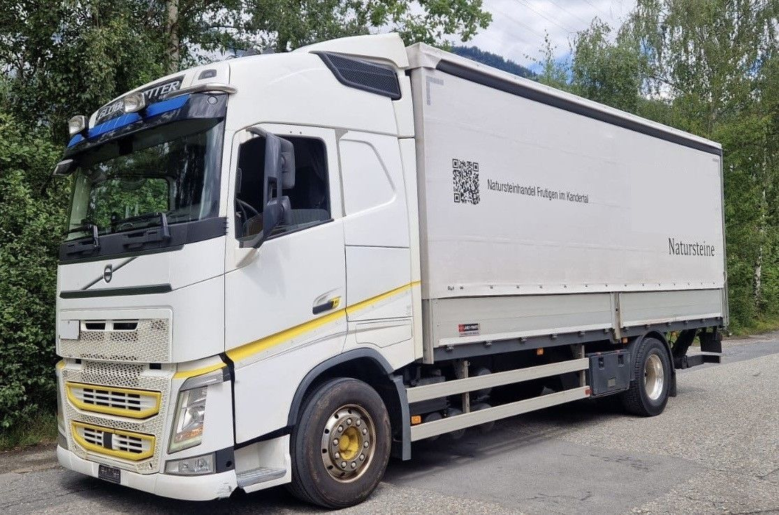 Volvo FH460 4x2R, E6, Ladebordwand - Caminhão com lona: foto 2 Volvo FH460 4x2R, E6, Ladebordwand - Caminhão com lona: foto 2