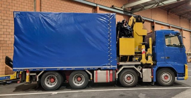 Volvo FH520 8x4R,E5,Palfinger PK100002 + FLYJIB +winch - Caminhão grua, Caminhão com lona: foto 2 Volvo FH520 8x4R,E5,Palfinger PK100002 + FLYJIB +winch - Caminhão grua, Caminhão com lona: foto 2