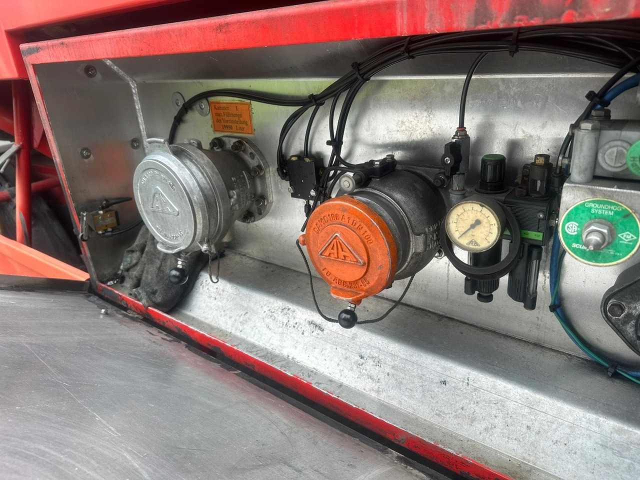 Willig 2 ANH 21.0, ADR, Benzin/Diesel, 19950Lite - Reboque tanque: foto 5 Willig 2 ANH 21.0, ADR, Benzin/Diesel, 19950Lite - Reboque tanque: foto 5