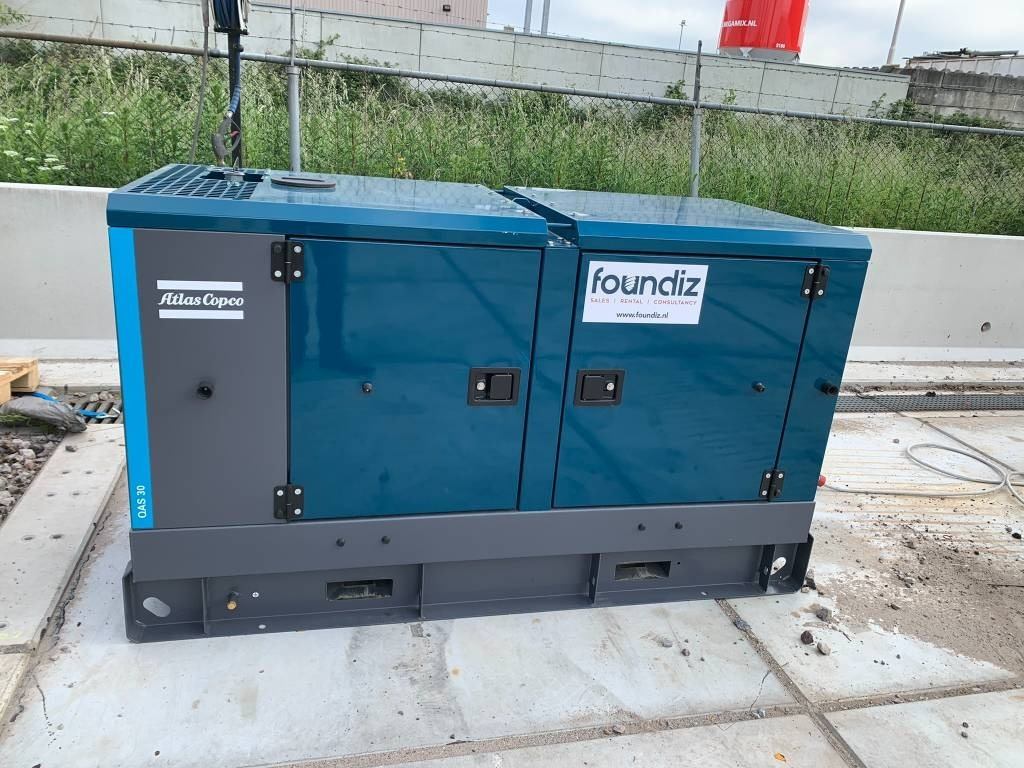 Atlas Copco QAS 30 (Stage V) power generator - Gerador elétrico: foto 1 Atlas Copco QAS 30 (Stage V) power generator - Gerador elétrico: foto 1