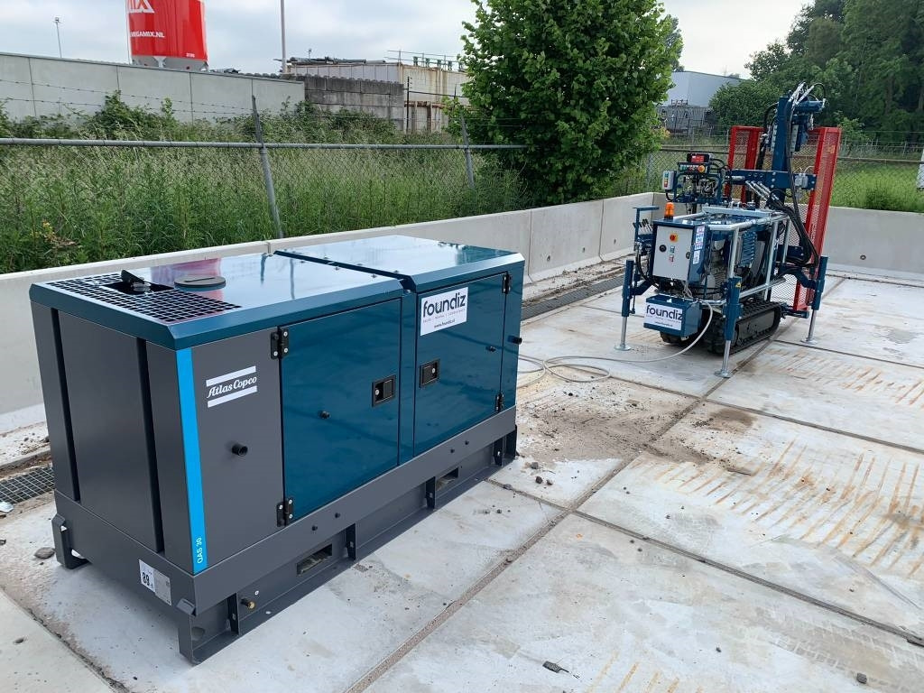 Atlas Copco QAS 30 (Stage V) power generator - Gerador elétrico: foto 2 Atlas Copco QAS 30 (Stage V) power generator - Gerador elétrico: foto 2