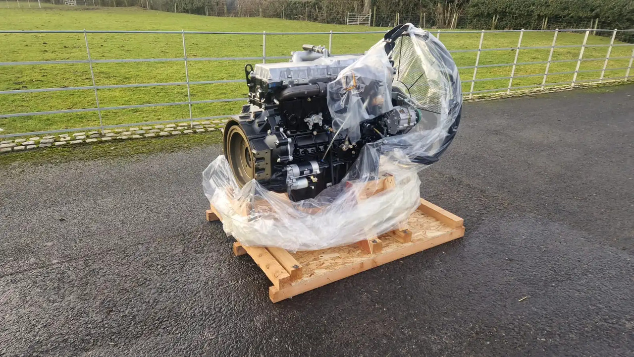 Isuzu 6HK1 178kw engine 01/145270 - Motor de Máquina de construção: foto 3 Isuzu 6HK1 178kw engine 01/145270 - Motor de Máquina de construção: foto 3