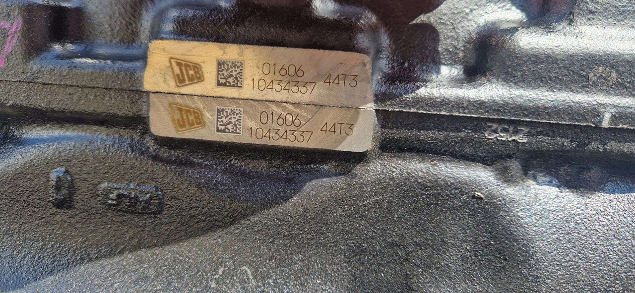 JCB 320/01606 Genuine block bedplate assembly T2 - Motor de Máquina de construção: foto 3 JCB 320/01606 Genuine block bedplate assembly T2 - Motor de Máquina de construção: foto 3