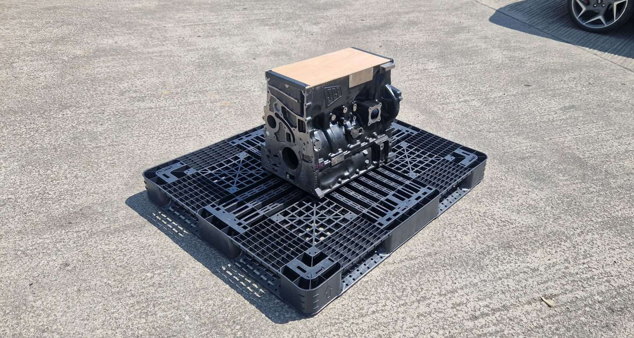 JCB 320/01606 Genuine block bedplate assembly T2 - Motor de Máquina de construção: foto 1 JCB 320/01606 Genuine block bedplate assembly T2 - Motor de Máquina de construção: foto 1