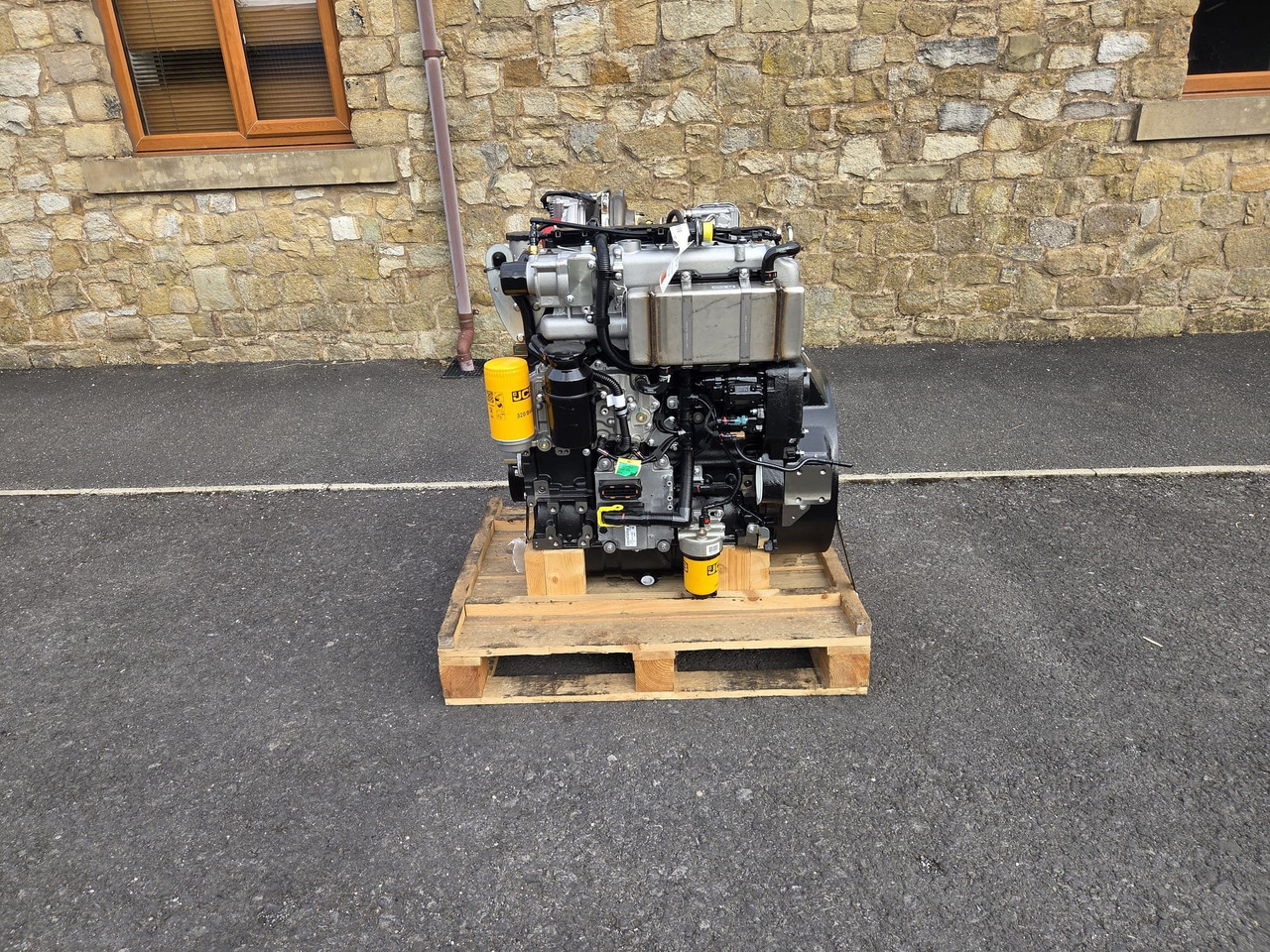 JCB 444 engine 81kw tier 4i unused 320/41612 - Motor de Máquina de construção: foto 1 JCB 444 engine 81kw tier 4i unused 320/41612 - Motor de Máquina de construção: foto 1