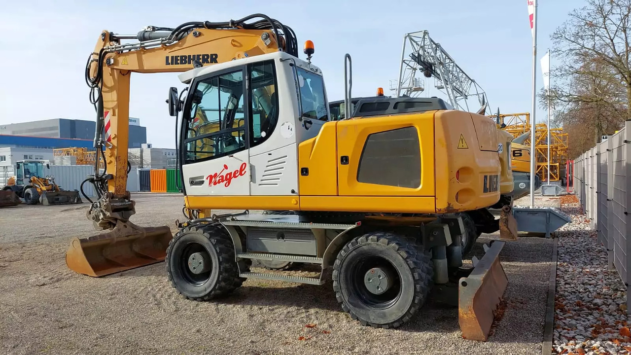 2013 Liebherr A 916 Litronic - Escavadeira de rodas: foto 3 2013 Liebherr A 916 Litronic - Escavadeira de rodas: foto 3