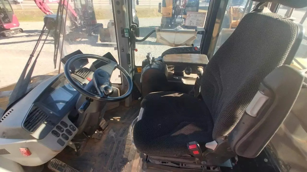 2018 Komatsu WA 470-8 - Carregadeira de rodas: foto 5 2018 Komatsu WA 470-8 - Carregadeira de rodas: foto 5