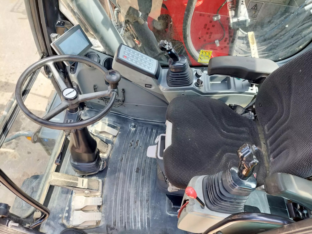 2018 Liebherr A 914 Litronic - Escavadeira de rodas: foto 5 2018 Liebherr A 914 Litronic - Escavadeira de rodas: foto 5