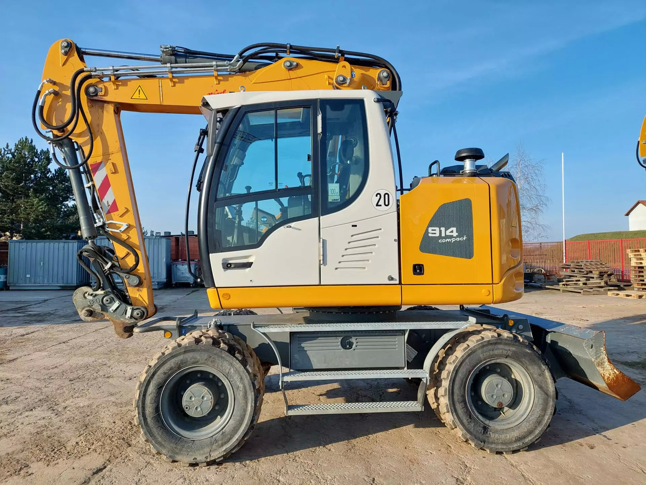 2022 Liebherr A 914 Compact Litronic G6.0-D - Escavadeira de rodas: foto 1 2022 Liebherr A 914 Compact Litronic G6.0-D - Escavadeira de rodas: foto 1