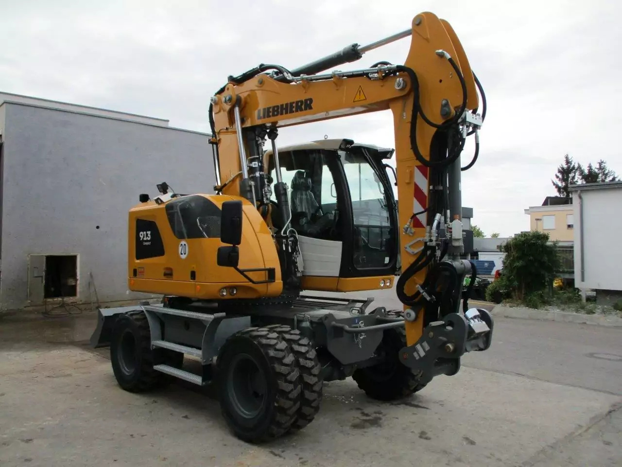 2023 Liebherr A 913 Compact G6.0-D Litronic - Escavadeira de rodas: foto 2 2023 Liebherr A 913 Compact G6.0-D Litronic - Escavadeira de rodas: foto 2