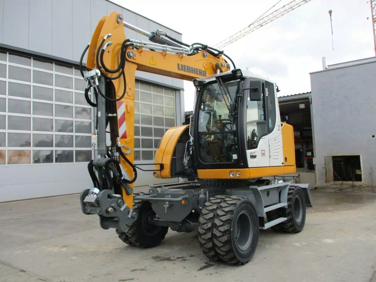 2023 Liebherr A 913 Compact G6.0-D Litronic - Escavadeira de rodas: foto 1 2023 Liebherr A 913 Compact G6.0-D Litronic - Escavadeira de rodas: foto 1