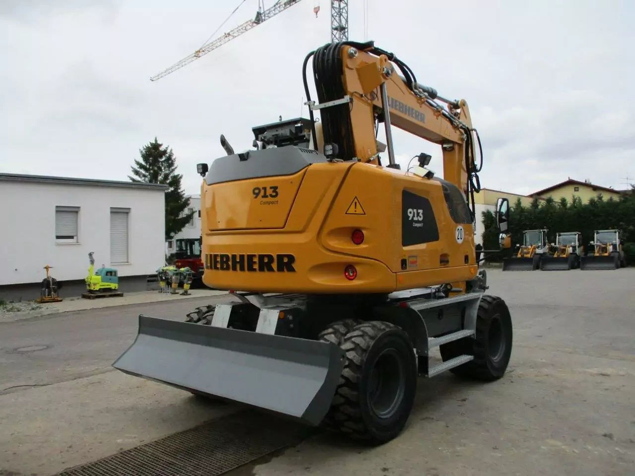 2023 Liebherr A 913 Compact G6.0-D Litronic - Escavadeira de rodas: foto 3 2023 Liebherr A 913 Compact G6.0-D Litronic - Escavadeira de rodas: foto 3