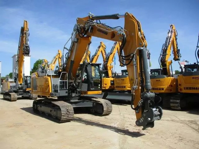 2023 Liebherr R 926 Litronic G8.0-D - Escavadora de rastos: foto 2 2023 Liebherr R 926 Litronic G8.0-D - Escavadora de rastos: foto 2