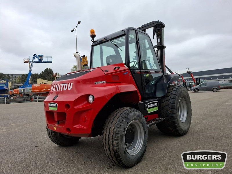 Manitou M30-4 - Empilhador todo-o-terreno: foto 3 Manitou M30-4 - Empilhador todo-o-terreno: foto 3