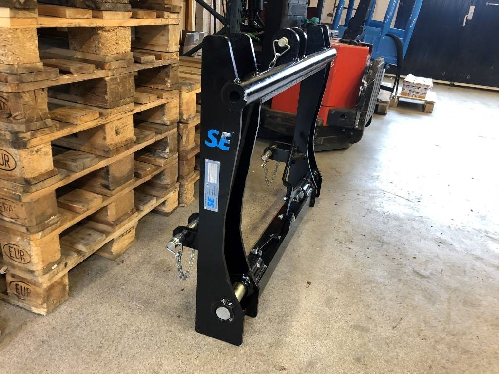 Adapter SE 3-Punkt till Stora Bm - Acoplamento rápido de Máquina de construção: foto 1 Adapter SE 3-Punkt till Stora Bm - Acoplamento rápido de Máquina de construção: foto 1