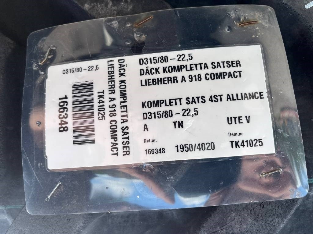 Alliance 315/80-22,5 till Liebherr A 918 - Pneu de Máquina de construção: foto 2 Alliance 315/80-22,5 till Liebherr A 918 - Pneu de Máquina de construção: foto 2
