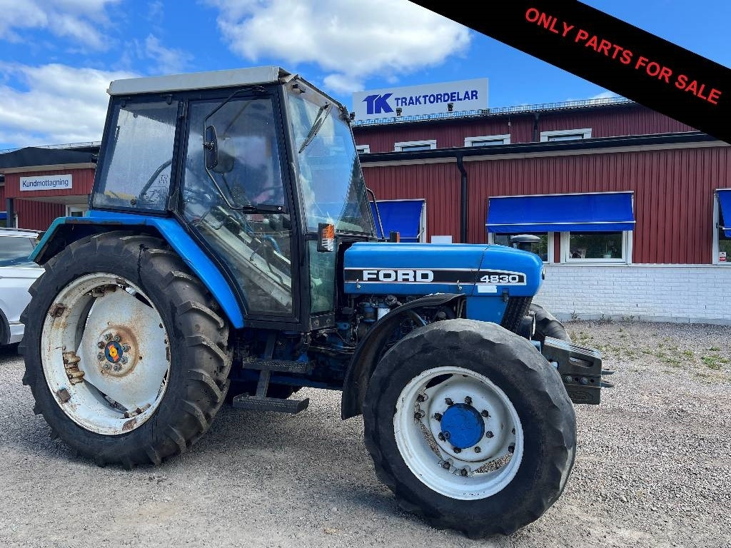 Ford 4830 Dismantled: only sold as spare parts - Trator: foto 1 Ford 4830 Dismantled: only sold as spare parts - Trator: foto 1