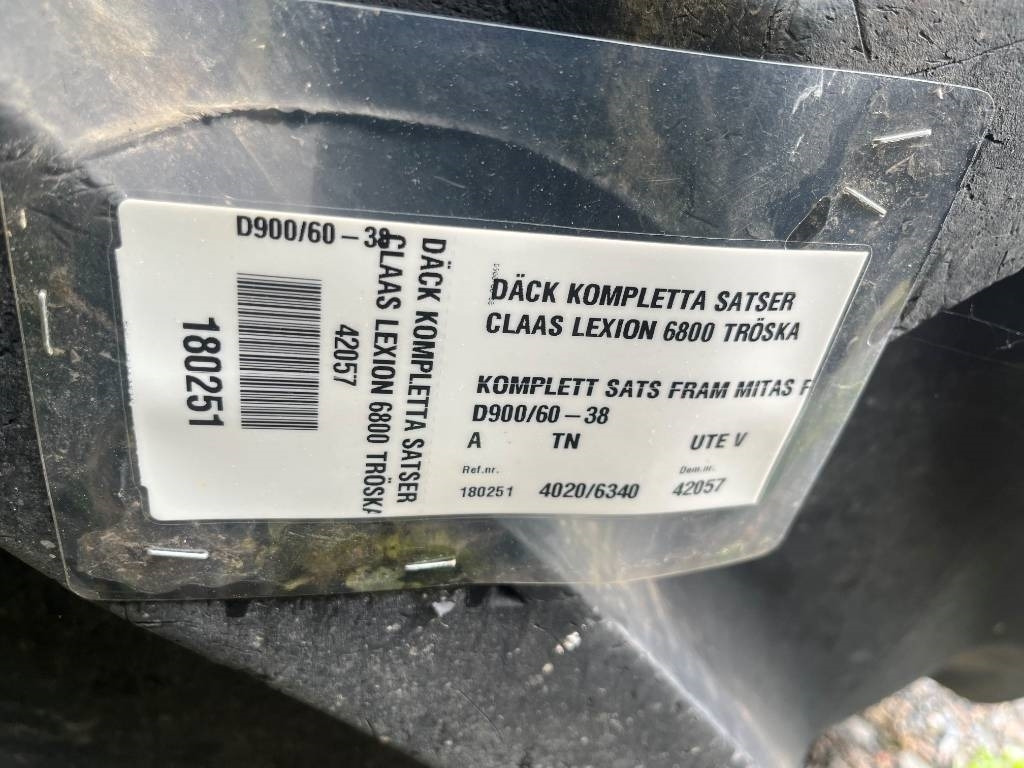 Mitas 900/60R38 Däck till Claas Lexion 6800 - Pneu de Máquina agrícola: foto 2 Mitas 900/60R38 Däck till Claas Lexion 6800 - Pneu de Máquina agrícola: foto 2