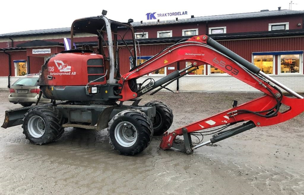 Neuson 6503 Dismantled: only spare parts - Escavadeira de rodas: foto 1 Neuson 6503 Dismantled: only spare parts - Escavadeira de rodas: foto 1